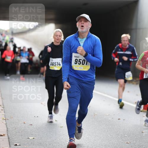 05.10.2025 - 20. swb-Marathon Bremen Michael Strokosch http://msf.ph/oto/9206240 05.10.2025 10:47:25 Laufen 10514, 950, 02203, 11387 meine-sportfotos.de