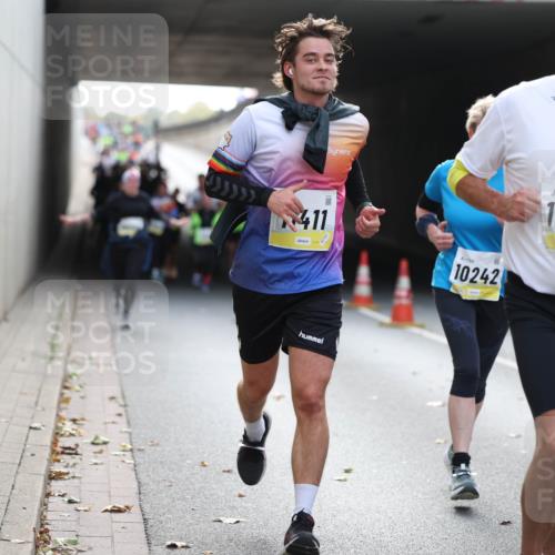 05.10.2025 - 20. swb-Marathon Bremen Michael Strokosch http://msf.ph/oto/9206292 05.10.2025 10:47:48 Laufen 411, 10242, 10993 meine-sportfotos.de