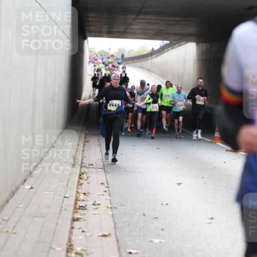 05.10.2025 - 20. swb-Marathon Bremen Michael Strokosch http://msf.ph/oto/9206293 05.10.2025 10:47:49 Laufen 9449, 11174, 11175, 10349, 11616, 1411 meine-sportfotos.de