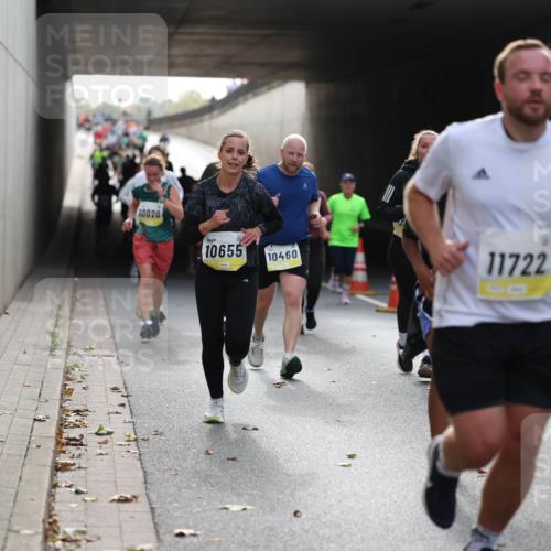 05.10.2025 - 20. swb-Marathon Bremen Michael Strokosch http://msf.ph/oto/9206315 05.10.2025 10:48:00 Laufen 10020, 10655, 10460, 11722 meine-sportfotos.de