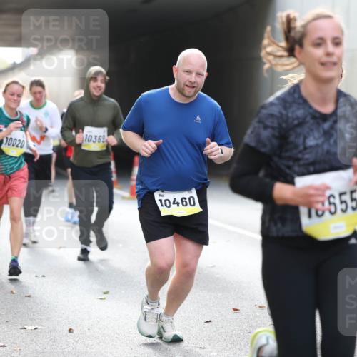 05.10.2025 - 20. swb-Marathon Bremen Michael Strokosch http://msf.ph/oto/9206322 05.10.2025 10:48:02 Laufen 10020, 10369, 10460, 18655 meine-sportfotos.de