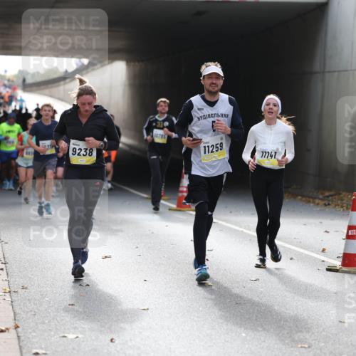 05.10.2025 - 20. swb-Marathon Bremen Michael Strokosch http://msf.ph/oto/9206357 05.10.2025 10:48:18 Laufen 31, 9238, 10785, 11259, 77747 meine-sportfotos.de