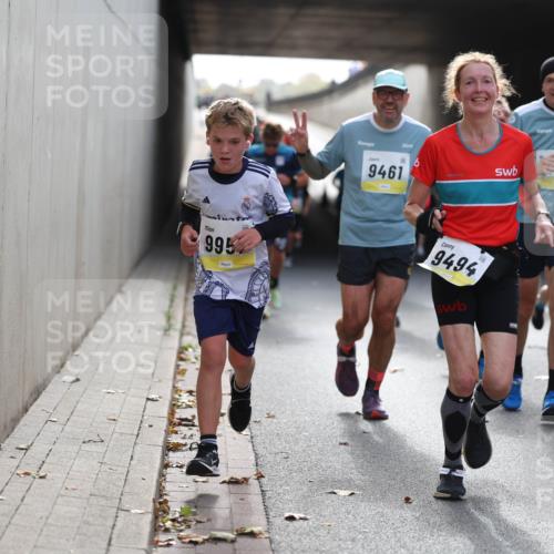 05.10.2025 - 20. swb-Marathon Bremen Michael Strokosch http://msf.ph/oto/9206401 05.10.2025 10:48:37 Laufen 995, 9461, 64, 9494, 07 meine-sportfotos.de
