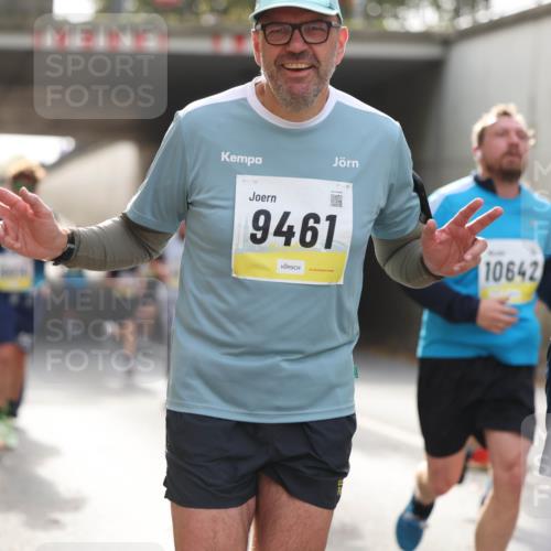 05.10.2025 - 20. swb-Marathon Bremen Michael Strokosch http://msf.ph/oto/9206407 05.10.2025 10:48:39 Laufen 9461, 10642 meine-sportfotos.de