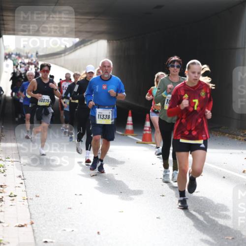 05.10.2025 - 20. swb-Marathon Bremen Michael Strokosch http://msf.ph/oto/9206428 05.10.2025 10:48:52 Laufen 0075, 11339 meine-sportfotos.de