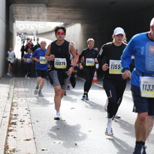 05.10.2025 - 20. swb-Marathon Bremen Michael Strokosch http://msf.ph/oto/9206435 05.10.2025 10:48:55 Laufen 1009, 10075, 10609, 1159, 11339, 89 meine-sportfotos.de