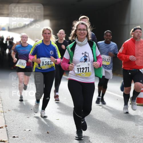 05.10.2025 - 20. swb-Marathon Bremen Michael Strokosch http://msf.ph/oto/9206456 05.10.2025 10:49:02 Laufen 11151, 9367, 11271, 0533 meine-sportfotos.de