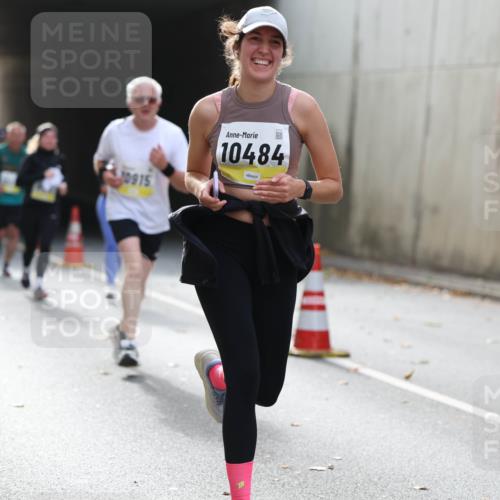 05.10.2025 - 20. swb-Marathon Bremen Michael Strokosch http://msf.ph/oto/9206466 05.10.2025 10:49:06 Laufen 10915, 10484 meine-sportfotos.de