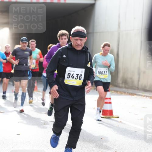 05.10.2025 - 20. swb-Marathon Bremen Michael Strokosch http://msf.ph/oto/9206489 05.10.2025 10:49:16 Laufen 9436, 10032 meine-sportfotos.de