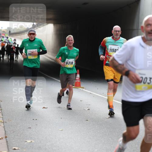 05.10.2025 - 20. swb-Marathon Bremen Michael Strokosch http://msf.ph/oto/9206522 05.10.2025 10:49:32 Laufen 10, 9318, 11507, 9034 meine-sportfotos.de