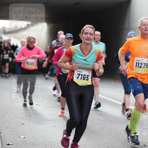 05.10.2025 - 20. swb-Marathon Bremen Michael Strokosch http://msf.ph/oto/9206568 05.10.2025 10:49:56 Laufen 10385, 7165, 02567, 11276 meine-sportfotos.de