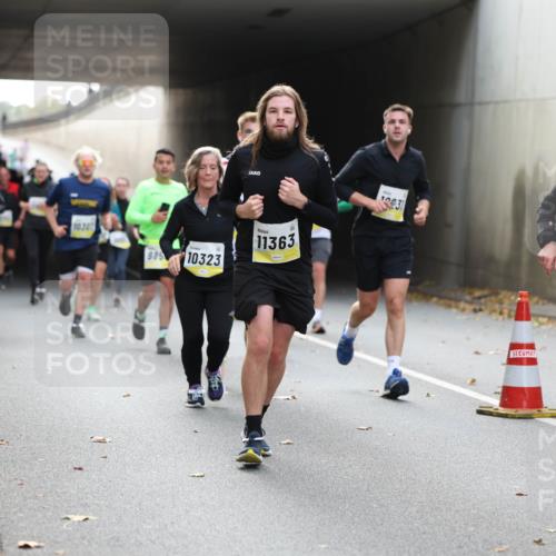 05.10.2025 - 20. swb-Marathon Bremen Michael Strokosch http://msf.ph/oto/9206584 05.10.2025 10:50:02 Laufen 10107, 10307, 985, 10323, 10031, 11363, 11317 meine-sportfotos.de