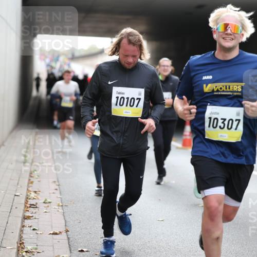 05.10.2025 - 20. swb-Marathon Bremen Michael Strokosch http://msf.ph/oto/9206597 05.10.2025 10:50:07 Laufen 10107, 10307 meine-sportfotos.de