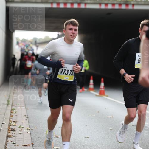 05.10.2025 - 20. swb-Marathon Bremen Michael Strokosch http://msf.ph/oto/9206607 05.10.2025 10:50:11 Laufen 11373, 9, 02429, 10 meine-sportfotos.de
