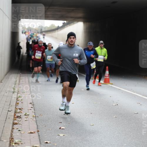 05.10.2025 - 20. swb-Marathon Bremen Michael Strokosch http://msf.ph/oto/9206612 05.10.2025 10:50:13 Laufen 10264, 3729 meine-sportfotos.de