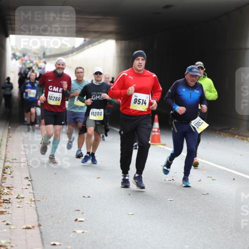 05.10.2025 - 20. swb-Marathon Bremen Michael Strokosch http://msf.ph/oto/9206617 05.10.2025 10:50:16 Laufen 10260, 11380, 9514, 11052 meine-sportfotos.de