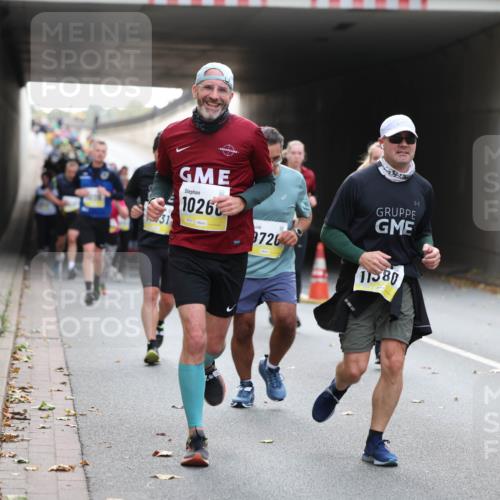 05.10.2025 - 20. swb-Marathon Bremen Michael Strokosch http://msf.ph/oto/9206625 05.10.2025 10:50:18 Laufen 1026, 9726, 11580, 10 meine-sportfotos.de