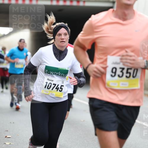 05.10.2025 - 20. swb-Marathon Bremen Michael Strokosch http://msf.ph/oto/9206648 05.10.2025 10:50:28 Laufen 10745, 01902, 9350 meine-sportfotos.de