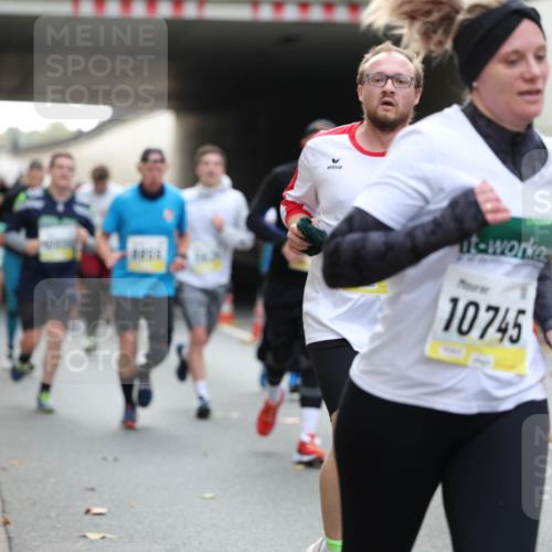 05.10.2025 - 20. swb-Marathon Bremen Michael Strokosch http://msf.ph/oto/9206650 05.10.2025 10:50:29 Laufen 10745 meine-sportfotos.de