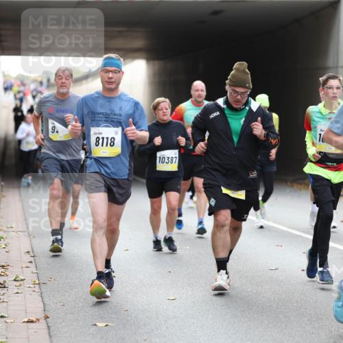 05.10.2025 - 20. swb-Marathon Bremen Michael Strokosch http://msf.ph/oto/9206685 05.10.2025 10:50:42 Laufen 9, 90, 8118, 10387, 10654 meine-sportfotos.de
