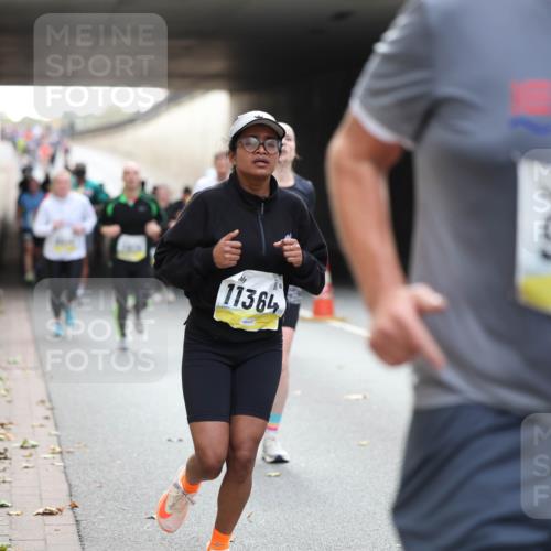 05.10.2025 - 20. swb-Marathon Bremen Michael Strokosch http://msf.ph/oto/9206694 05.10.2025 10:50:46 Laufen 11364, 9258 meine-sportfotos.de
