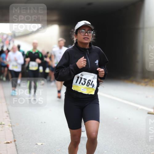 05.10.2025 - 20. swb-Marathon Bremen Michael Strokosch http://msf.ph/oto/9206695 05.10.2025 10:50:46 Laufen 11364 meine-sportfotos.de