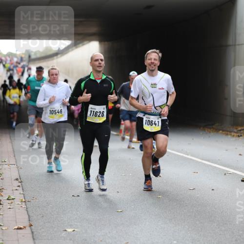 05.10.2025 - 20. swb-Marathon Bremen Michael Strokosch http://msf.ph/oto/9206698 05.10.2025 10:50:48 Laufen 10546, 11626, 10641, 10 meine-sportfotos.de