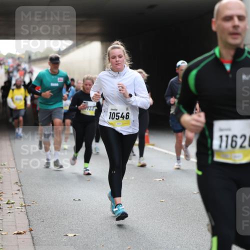 05.10.2025 - 20. swb-Marathon Bremen Michael Strokosch http://msf.ph/oto/9206704 05.10.2025 10:50:50 Laufen 923, 10546, 11626 meine-sportfotos.de