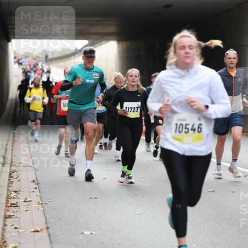 05.10.2025 - 20. swb-Marathon Bremen Michael Strokosch http://msf.ph/oto/9206706 05.10.2025 10:50:51 Laufen 2008, 101, 1723, 10546, 11249 meine-sportfotos.de