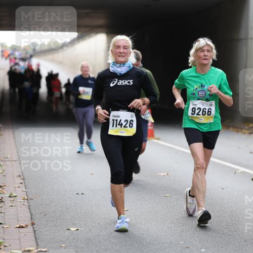 05.10.2025 - 20. swb-Marathon Bremen Michael Strokosch http://msf.ph/oto/9206741 05.10.2025 10:51:08 Laufen 11426, 9266 meine-sportfotos.de