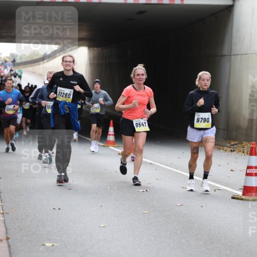 05.10.2025 - 20. swb-Marathon Bremen Michael Strokosch http://msf.ph/oto/9206752 05.10.2025 10:51:17 Laufen 108, 1064, 11260, 1366, 9547, 9790 meine-sportfotos.de
