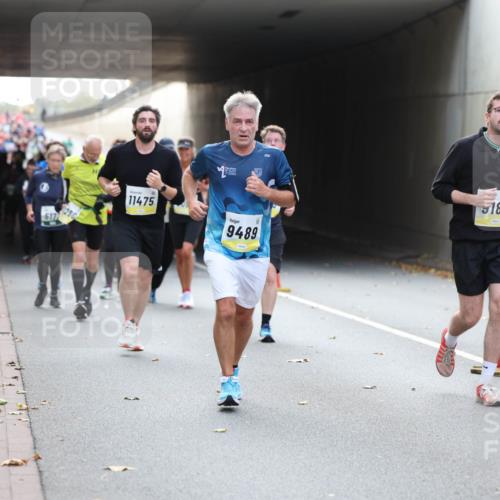 05.10.2025 - 20. swb-Marathon Bremen Michael Strokosch http://msf.ph/oto/9206773 05.10.2025 10:51:25 Laufen 11475, 517, 9489, 188 meine-sportfotos.de
