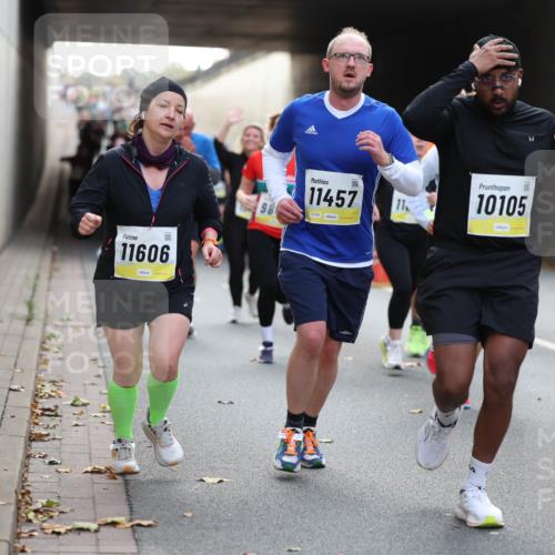 05.10.2025 - 20. swb-Marathon Bremen Michael Strokosch http://msf.ph/oto/9206860 05.10.2025 10:51:52 Laufen 11606, 98, 11457, 02359, 11, 10105, 10545 meine-sportfotos.de