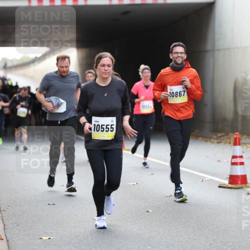 05.10.2025 - 20. swb-Marathon Bremen Michael Strokosch http://msf.ph/oto/9206927 05.10.2025 10:52:12 Laufen 10555, 10456, 10867 meine-sportfotos.de