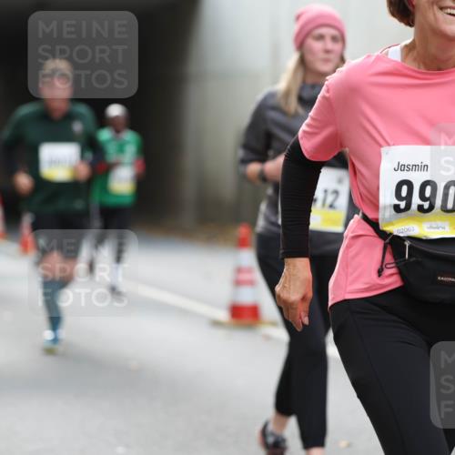 05.10.2025 - 20. swb-Marathon Bremen Michael Strokosch http://msf.ph/oto/9206951 05.10.2025 10:58:51 Laufen 12, 9908, 02063 meine-sportfotos.de
