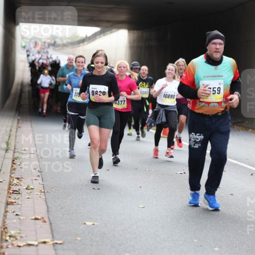 05.10.2025 - 20. swb-Marathon Bremen Michael Strokosch http://msf.ph/oto/9206959 05.10.2025 10:52:21 Laufen 636, 11360, 115, 9820, 0377, 10890, 59 meine-sportfotos.de