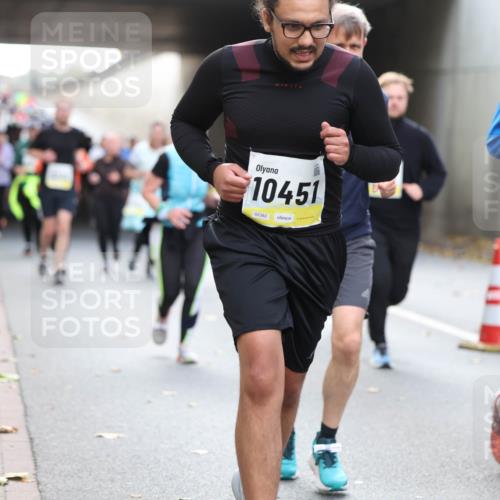 05.10.2025 - 20. swb-Marathon Bremen Michael Strokosch http://msf.ph/oto/9206992 05.10.2025 10:58:57 Laufen 10451, 02382, 10422 meine-sportfotos.de