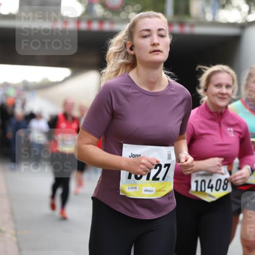05.10.2025 - 20. swb-Marathon Bremen Michael Strokosch http://msf.ph/oto/9207042 05.10.2025 10:52:36 Laufen 15127, 01916, 8, 10408, 16 meine-sportfotos.de