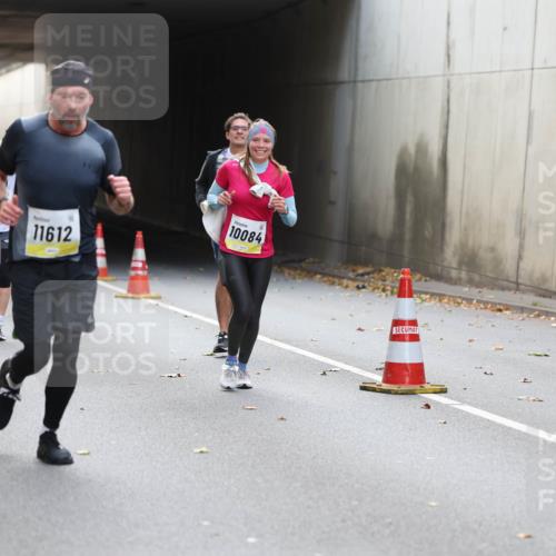 05.10.2025 - 20. swb-Marathon Bremen Michael Strokosch http://msf.ph/oto/9207088 05.10.2025 10:52:47 Laufen 1107, 11612, 10084, 00 meine-sportfotos.de