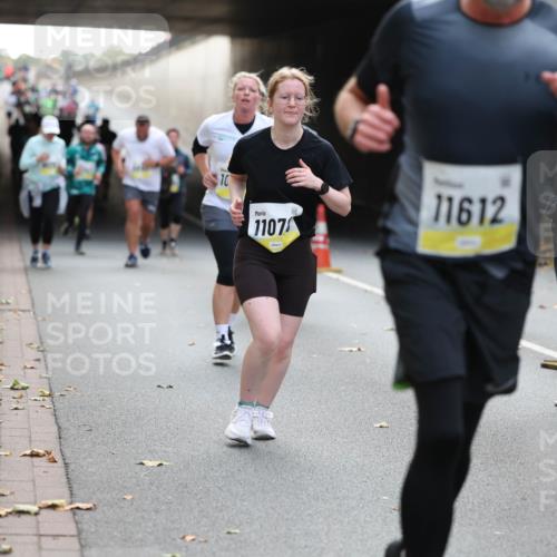 05.10.2025 - 20. swb-Marathon Bremen Michael Strokosch http://msf.ph/oto/9207095 05.10.2025 10:52:49 Laufen 10, 1107, 11612, 10084 meine-sportfotos.de