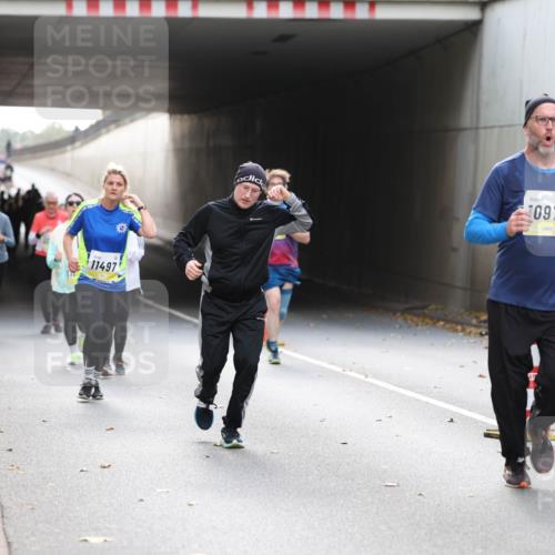 05.10.2025 - 20. swb-Marathon Bremen Michael Strokosch http://msf.ph/oto/9207101 05.10.2025 10:59:22 Laufen 10628, 11497, 0978 meine-sportfotos.de