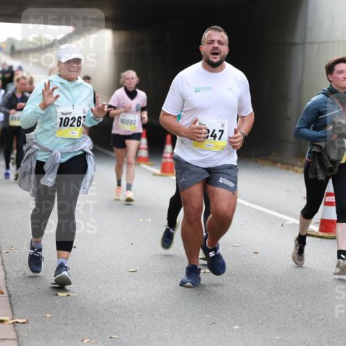 05.10.2025 - 20. swb-Marathon Bremen Michael Strokosch http://msf.ph/oto/9207122 05.10.2025 10:52:54 Laufen 1026, 10080, 47 meine-sportfotos.de