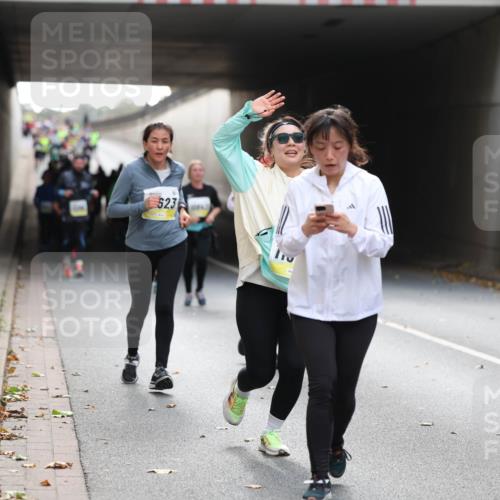 05.10.2025 - 20. swb-Marathon Bremen Michael Strokosch http://msf.ph/oto/9207123 05.10.2025 10:59:27 Laufen 623, 1149 meine-sportfotos.de