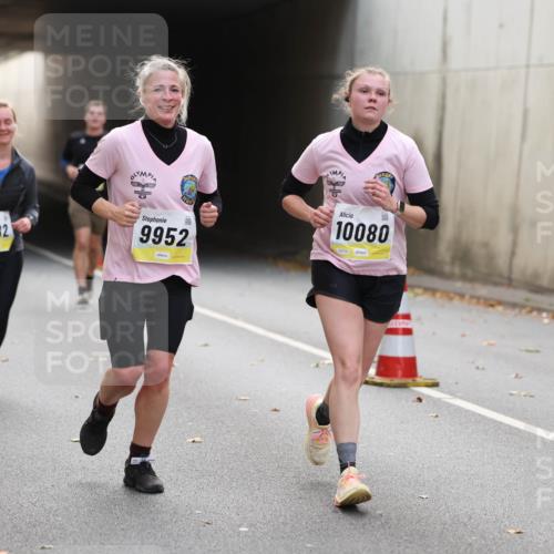 05.10.2025 - 20. swb-Marathon Bremen Michael Strokosch http://msf.ph/oto/9207139 05.10.2025 10:52:58 Laufen 115, 9582, 9952, 10080, 00 meine-sportfotos.de
