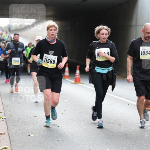 05.10.2025 - 20. swb-Marathon Bremen Michael Strokosch http://msf.ph/oto/9207143 05.10.2025 10:59:32 Laufen 11296, 11559, 13, 10844, 02282 meine-sportfotos.de