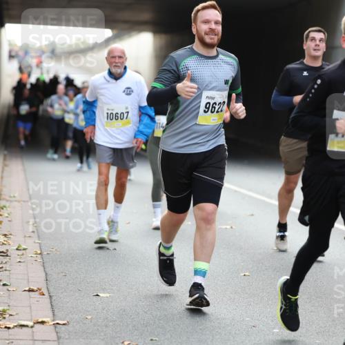 05.10.2025 - 20. swb-Marathon Bremen Michael Strokosch http://msf.ph/oto/9207155 05.10.2025 10:53:01 Laufen 10607, 114, 9622 meine-sportfotos.de