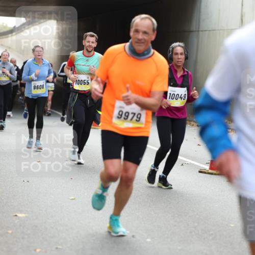 05.10.2025 - 20. swb-Marathon Bremen Michael Strokosch http://msf.ph/oto/9207170 05.10.2025 10:53:04 Laufen 11724, 370, 10055, 9608, 9229, 9979, 10049, 1060 meine-sportfotos.de