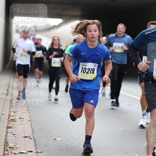05.10.2025 - 20. swb-Marathon Bremen Michael Strokosch http://msf.ph/oto/9207240 05.10.2025 10:53:18 Laufen 1542, 4118, 10219, 02501, 9346, 8585, 1020 meine-sportfotos.de