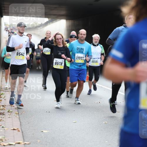 05.10.2025 - 20. swb-Marathon Bremen Michael Strokosch http://msf.ph/oto/9207244 05.10.2025 10:53:19 Laufen 34, 9542, 10353, 11007, 10561, 9518, 10219 meine-sportfotos.de