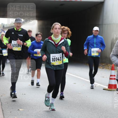 05.10.2025 - 20. swb-Marathon Bremen Michael Strokosch http://msf.ph/oto/9207286 05.10.2025 10:53:30 Laufen 845, 10594, 10143, 1079 meine-sportfotos.de